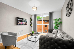 City Centre Apartment - Two Bedroom - Secure Parking - 107H